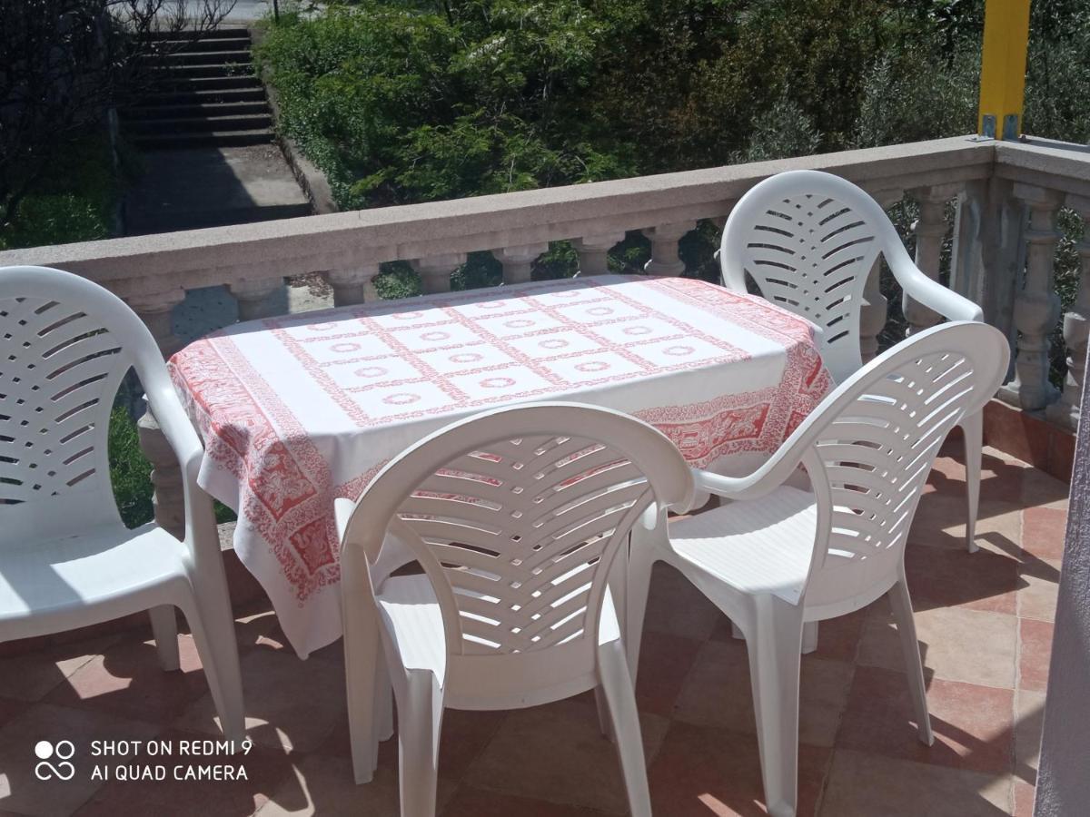 Apartments Petrovic Tivat Exterior photo